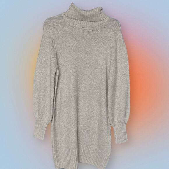 Wallflower Dresses & Skirts - WALLFLOWER Women’s Medium Light Gray SWEATER DRESS